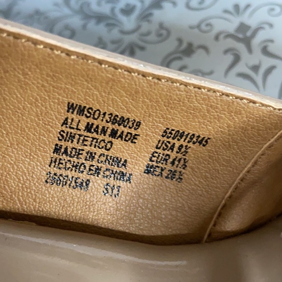 Solos by softpots shoes, size 9.5 - Picture 4 of 6